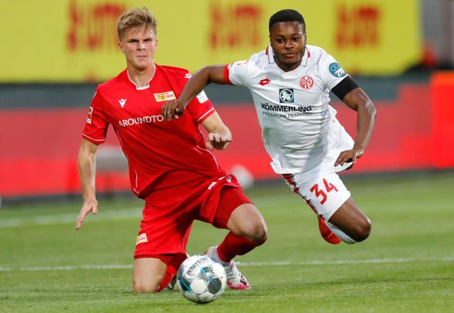 正因为有斯 正因为有斯