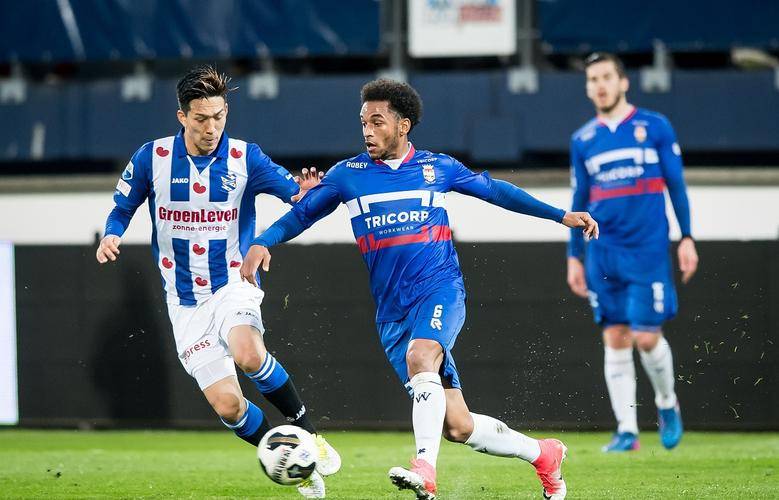 强了与队友 强了与队友