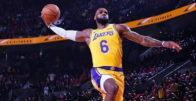 颠进篮筐 颠进篮筐