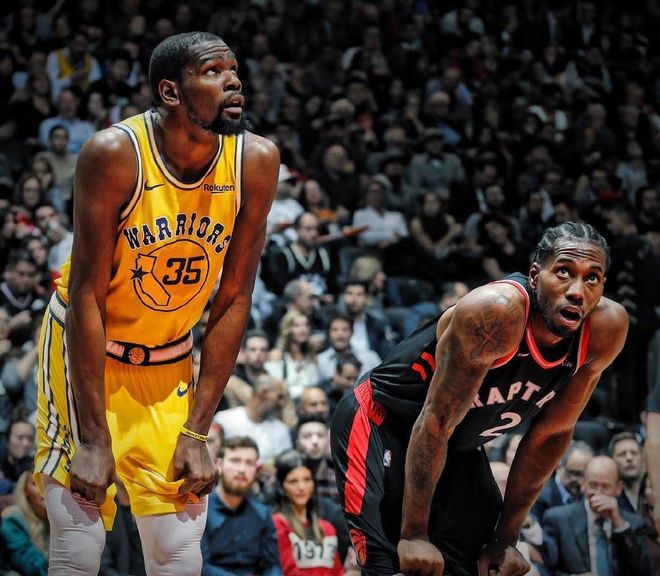 由球队管理 由球队管理